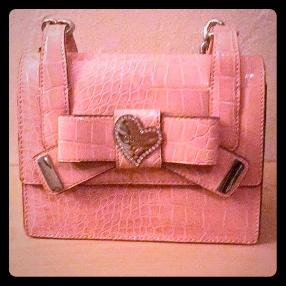 Guess Handbags - Guess baby pink structured hand bag.